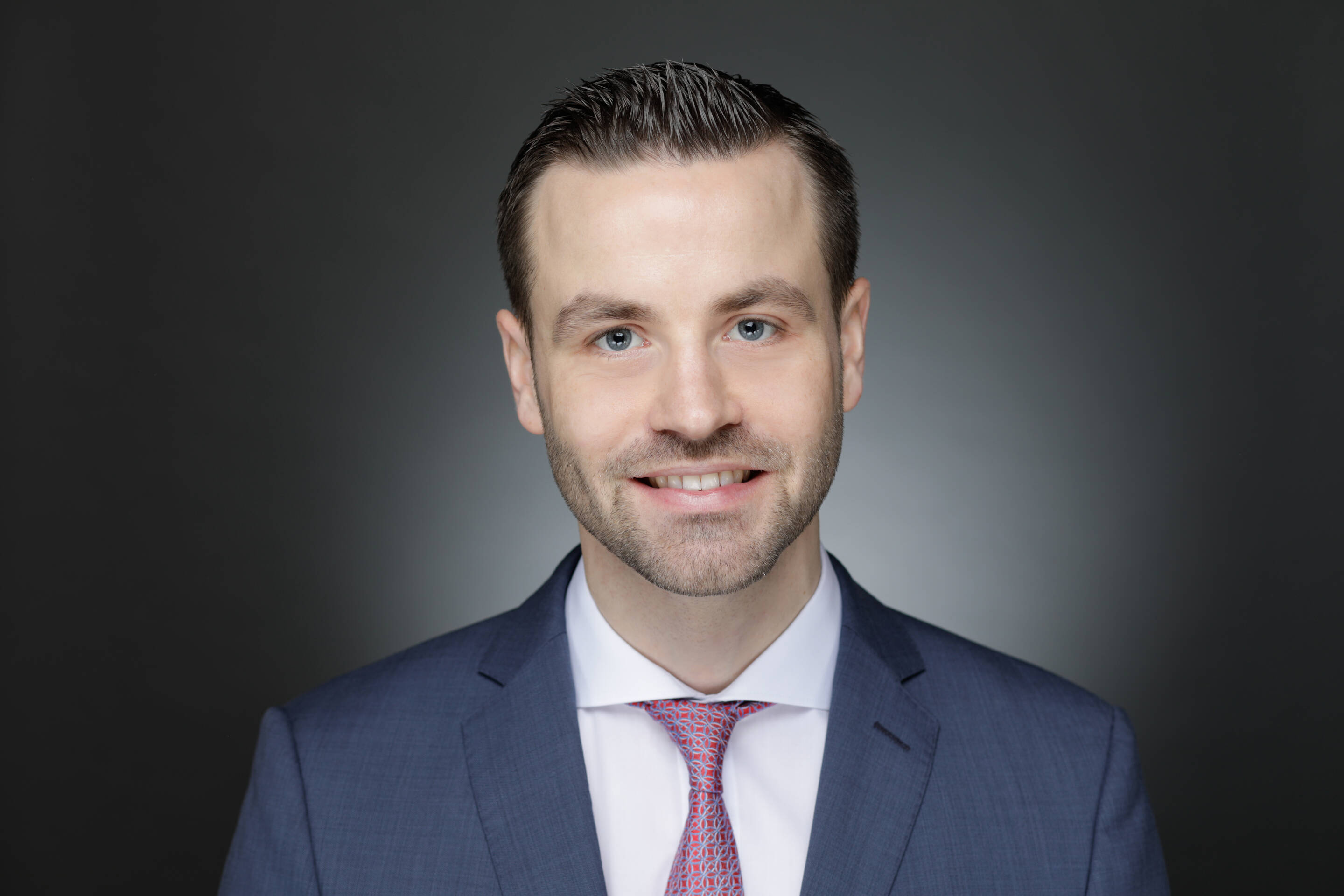 Jakob Hauptmann ist neues Mitglied im Vorstand der Sparda-Bank Nürnberg (Bildquelle: privat) Jakob Hauptmann ist neues Mitglied im Vorstand der Sparda-Bank Nürnberg (Bildquelle: privat)