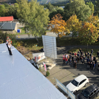 Rund 100 Gäste waren zum Richtfest des EJOT TecCenter am 30. September 2022 in Bad Laasphe gekommen Rund 100 Gäste waren zum Richtfest des EJOT TecCenter am 30. September 2022 in Bad Laasphe gekommen