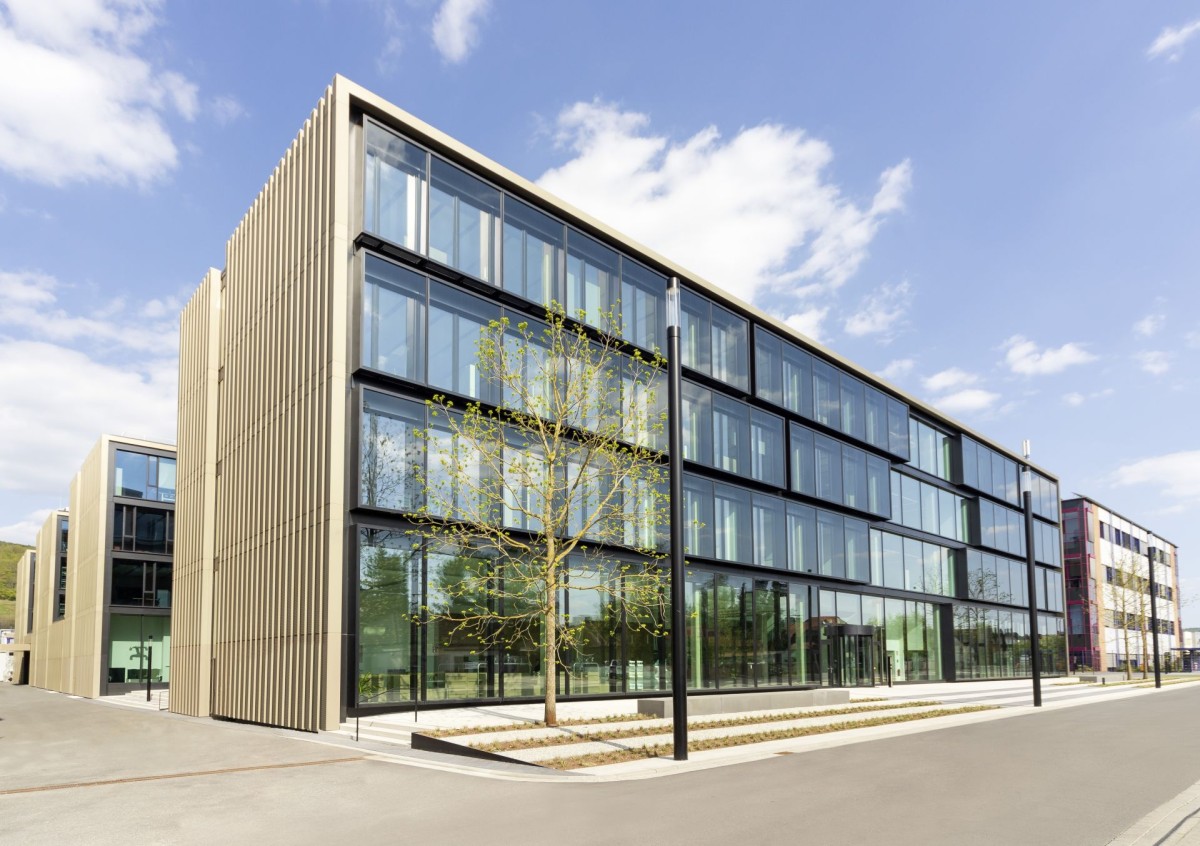 Neues Innovationszentrum der WIKA Gruppe in Klingenberg am Main (© Der Entrepreneurs Club) Neues Innovationszentrum der WIKA Gruppe in Klingenberg am Main (© Der Entrepreneurs Club)