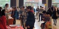 AUF IN DIE WELT Messe – Viel Interesse an Schüleraustausch und Gap Year (Stiftung Völkerverständigun