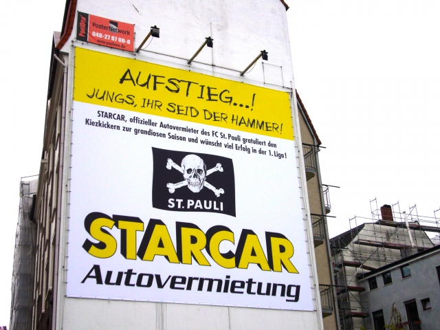 Größte Glückwunschkarte der Stadt! Größte Glückwunschkarte der Stadt!