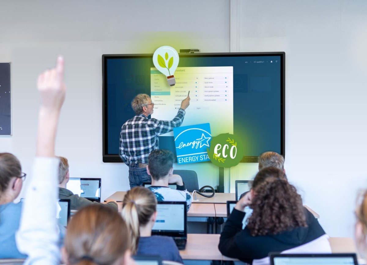 Die Digitafel Prowise Touchscreen Ten G2 senkt den Stromverbrauch doppelt im Modus Energiesparer (© Prowise GmbH) Die Digitafel Prowise Touchscreen Ten G2 senkt den Stromverbrauch doppelt im Modus Energiesparer (© Prowise GmbH)