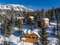 Ansicht des Hüttendorfes im Winter (c) Gleissfoto (Hollmann am Berg)
