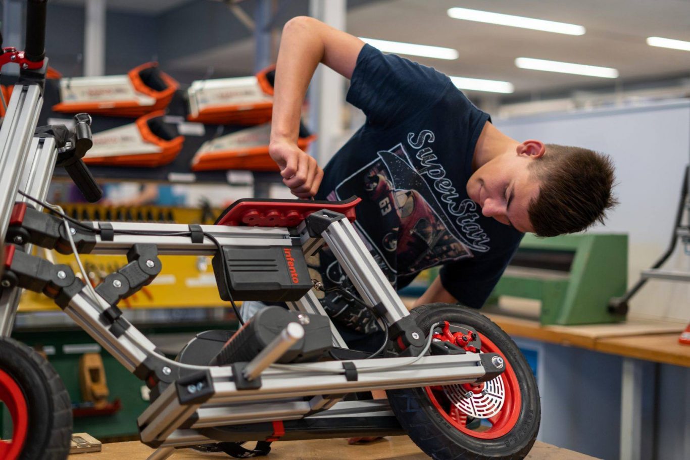 Infento: Lebensgroße Bausätze für ganz viel Spaßim Technikunterricht (Die Bildrechte liegen bei dem Verfasser der Mitteilung.) Infento: Lebensgroße Bausätze für ganz viel Spaßim Technikunterricht (Die Bildrechte liegen bei dem Verfasser der Mitteilung.)