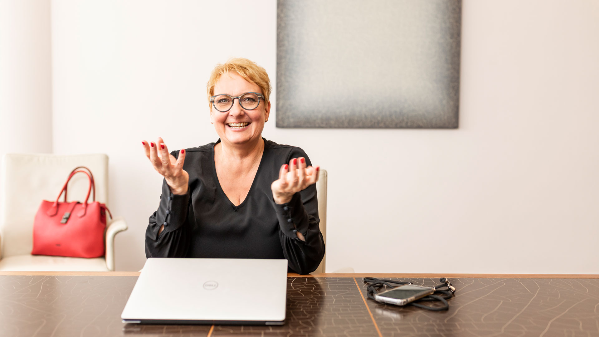 Tanja Dammann-Götschüber die unterschiedlichen Generationen im Einkauf und eine gewinnbringende Zus (Die Bildrechte liegen bei dem Verfasser der Mitteilung.) Tanja Dammann-Götschüber die unterschiedlichen Generationen im Einkauf und eine gewinnbringende Zus (Die Bildrechte liegen bei dem Verfasser der Mitteilung.)