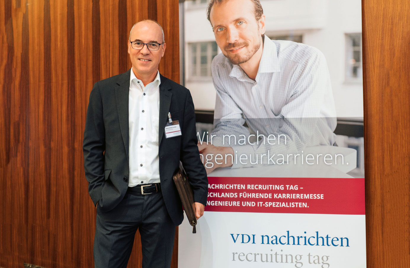 Ihr Karriereberater Hans Ulrich Gruber beim VDI nachrichten Recruiting Tag am 13. Oktober in Nürnberg. Ihr Karriereberater Hans Ulrich Gruber beim VDI nachrichten Recruiting Tag am 13. Oktober in Nürnberg.