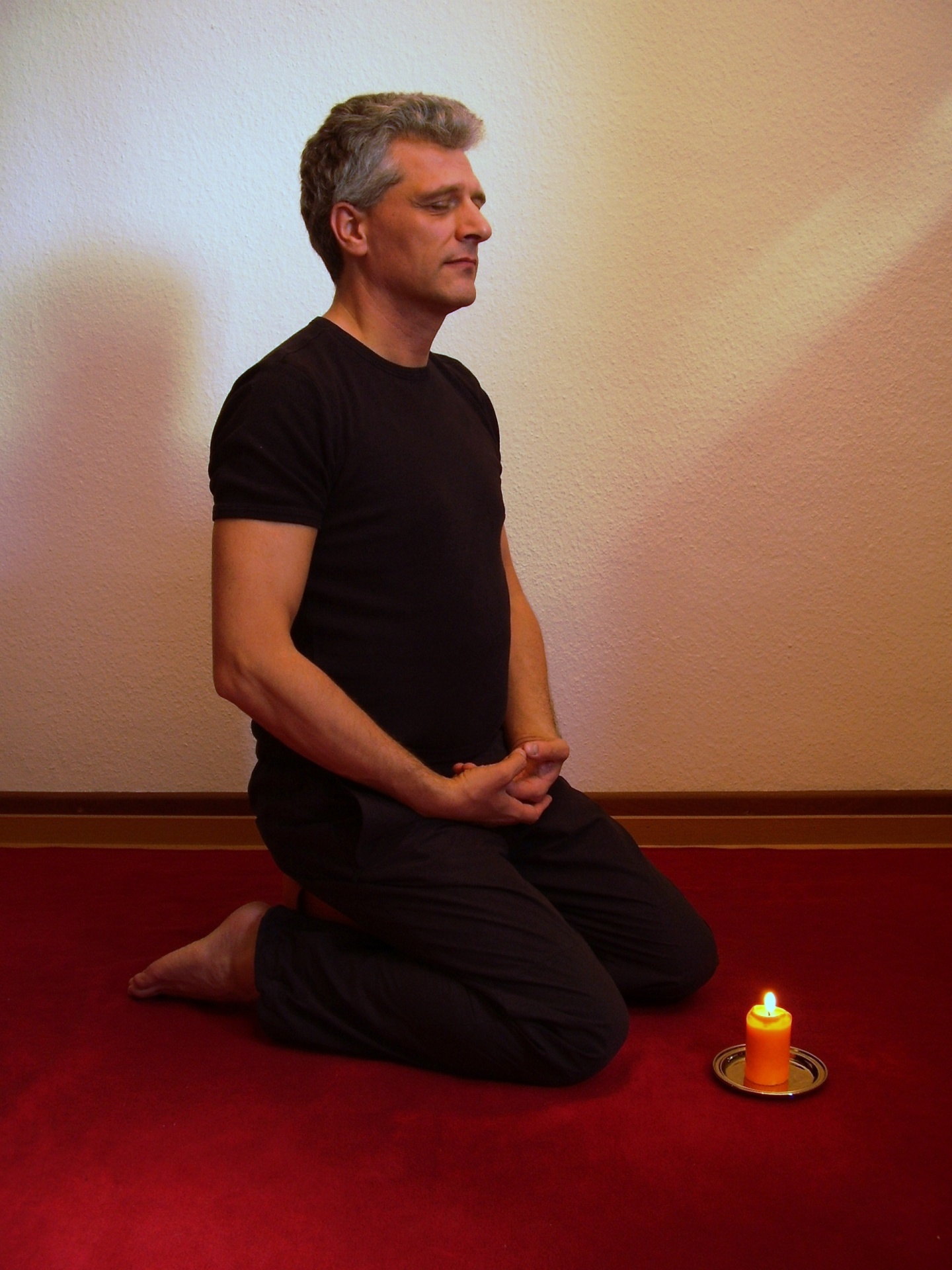 Meditation kann eine wichtige Gemeinsamkeit in Beziehungen sein (Bildquelle: @ public domain)