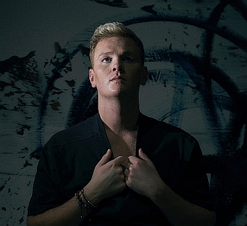 Leon Löwentraut, Fotograf: Adrian Bedoy, Rechte by Leon Löwentraut