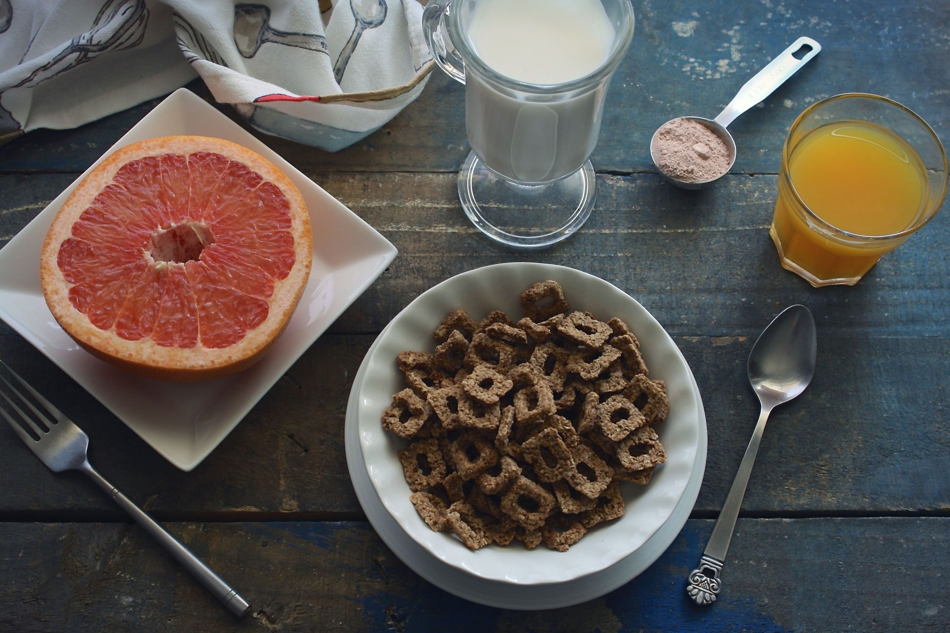 Antibiotika-Einnahme: Milch und Grapefruit meiden (Bildquelle:©pxhere)