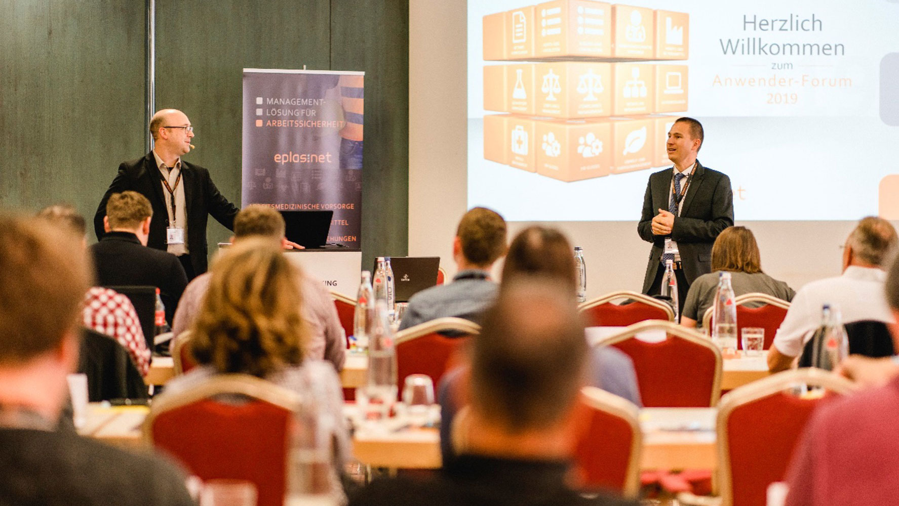 Das 8. eplas Anwender-Forum: 14.–15. November 2022 in Wetzlar (Die Bildrechte liegen bei dem Verfasser der Mitteilung.) Das 8. eplas Anwender-Forum: 14.–15. November 2022 in Wetzlar (Die Bildrechte liegen bei dem Verfasser der Mitteilung.)
