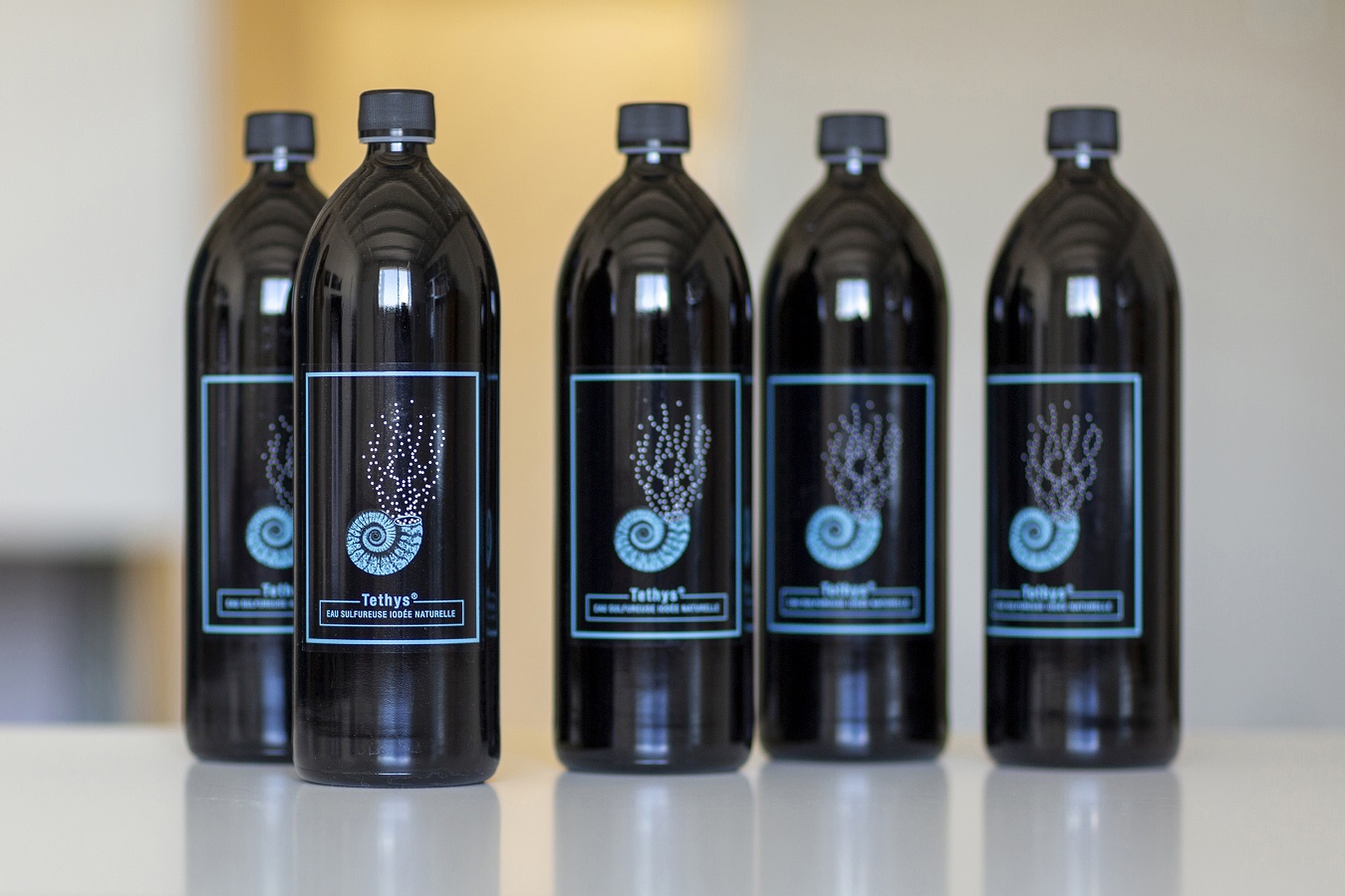 Tethys Water - das weltweit erste Schwefel-Jod-Wasser zum Trinken aus dem Urmeer Tethys. Tethys Water - das weltweit erste Schwefel-Jod-Wasser zum Trinken aus dem Urmeer Tethys.