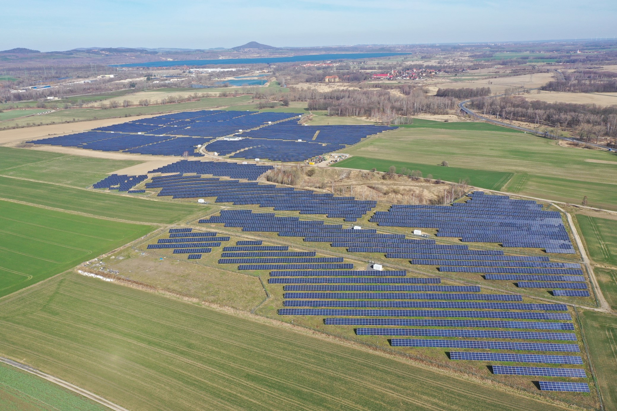 Freiflächenanlage ReneSola Power in R?czyn, Polen mit 17 MW (Die Bildrechte liegen bei dem Verfasser der Mitteilung.) Freiflächenanlage ReneSola Power in R?czyn, Polen mit 17 MW (Die Bildrechte liegen bei dem Verfasser der Mitteilung.)