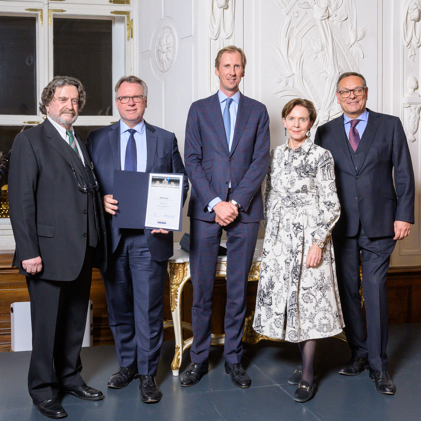 Chefredakteur Hans-Kaspar v. Schönfels mit Bergos-CEO Peter Raskin, Maximilian Hefele, Brigitta Pallauf, Hans-Jürgen Jakobs Chefredakteur Hans-Kaspar v. Schönfels mit Bergos-CEO Peter Raskin, Maximilian Hefele, Brigitta Pallauf, Hans-Jürgen Jakobs