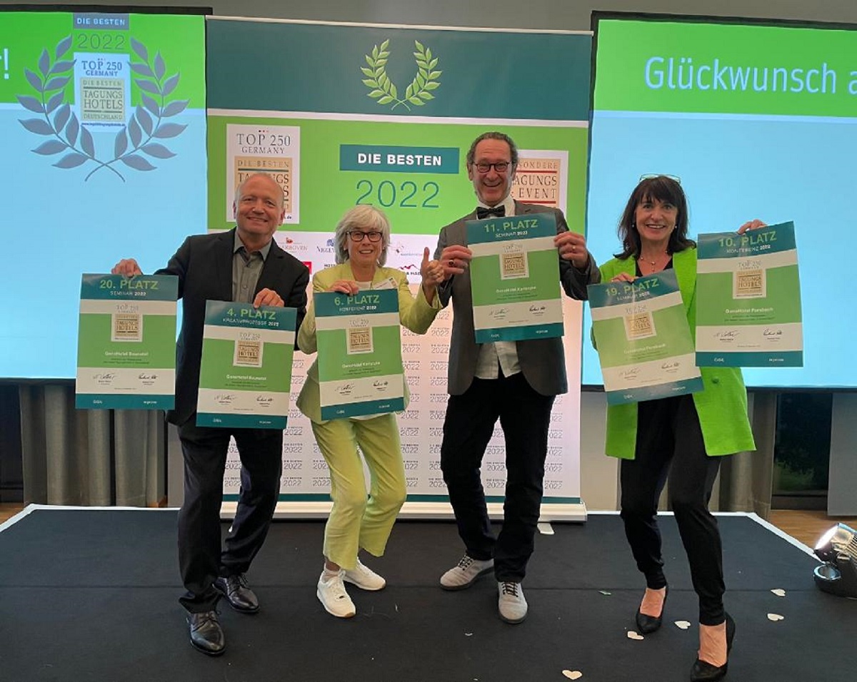 v.l.n.r. Markus Maier (GH Baunatal), Sybille Rothenberger,Volker Fink (GH Karlsruhe), Corinna Rolle-Semper (GH Baunatal/Forsbach) v.l.n.r. Markus Maier (GH Baunatal), Sybille Rothenberger,Volker Fink (GH Karlsruhe), Corinna Rolle-Semper (GH Baunatal/Forsbach)