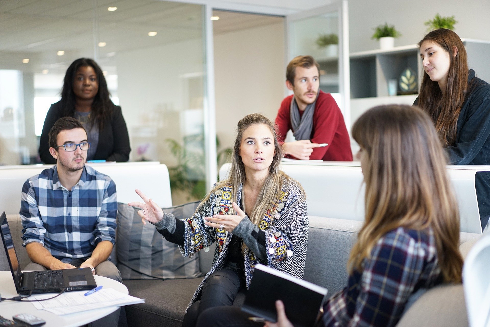 (Bildquelle: workplace-1245776_1920, Pixabay) (Bildquelle: workplace-1245776_1920, Pixabay)