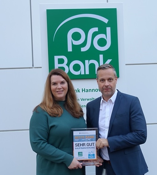 Mirja Mäkler, Leiterin Beratungsbank und Torsten Krieger, Vorstandssprecher der PSD Bank Hannover (Die Bildrechte liegen bei dem Verfasser der Mitteilung.) Mirja Mäkler, Leiterin Beratungsbank und Torsten Krieger, Vorstandssprecher der PSD Bank Hannover (Die Bildrechte liegen bei dem Verfasser der Mitteilung.)