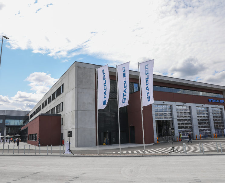 Stadler Deutschland bucht für den bundesweiten Einsatz den SD-WAN Service ComBox.net 5G von CBXNET. (Die Bildrechte liegen bei dem Verfasser der Mitteilung.) Stadler Deutschland bucht für den bundesweiten Einsatz den SD-WAN Service ComBox.net 5G von CBXNET. (Die Bildrechte liegen bei dem Verfasser der Mitteilung.)