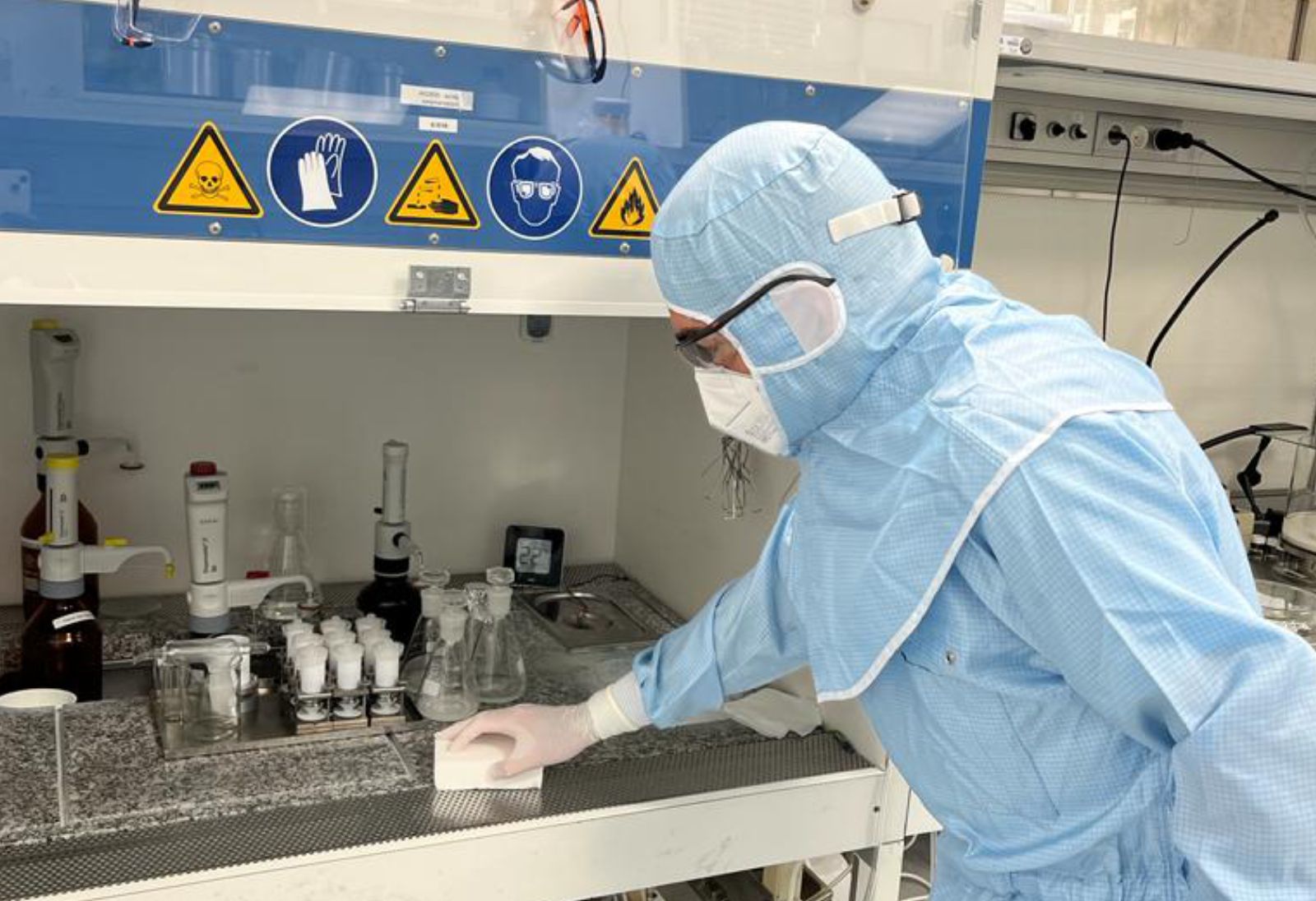 TKW stellt mit speziellen Reinigungsmethoden in jeder Umgebung höchste Reinigungsstandards her TKW stellt mit speziellen Reinigungsmethoden in jeder Umgebung höchste Reinigungsstandards her