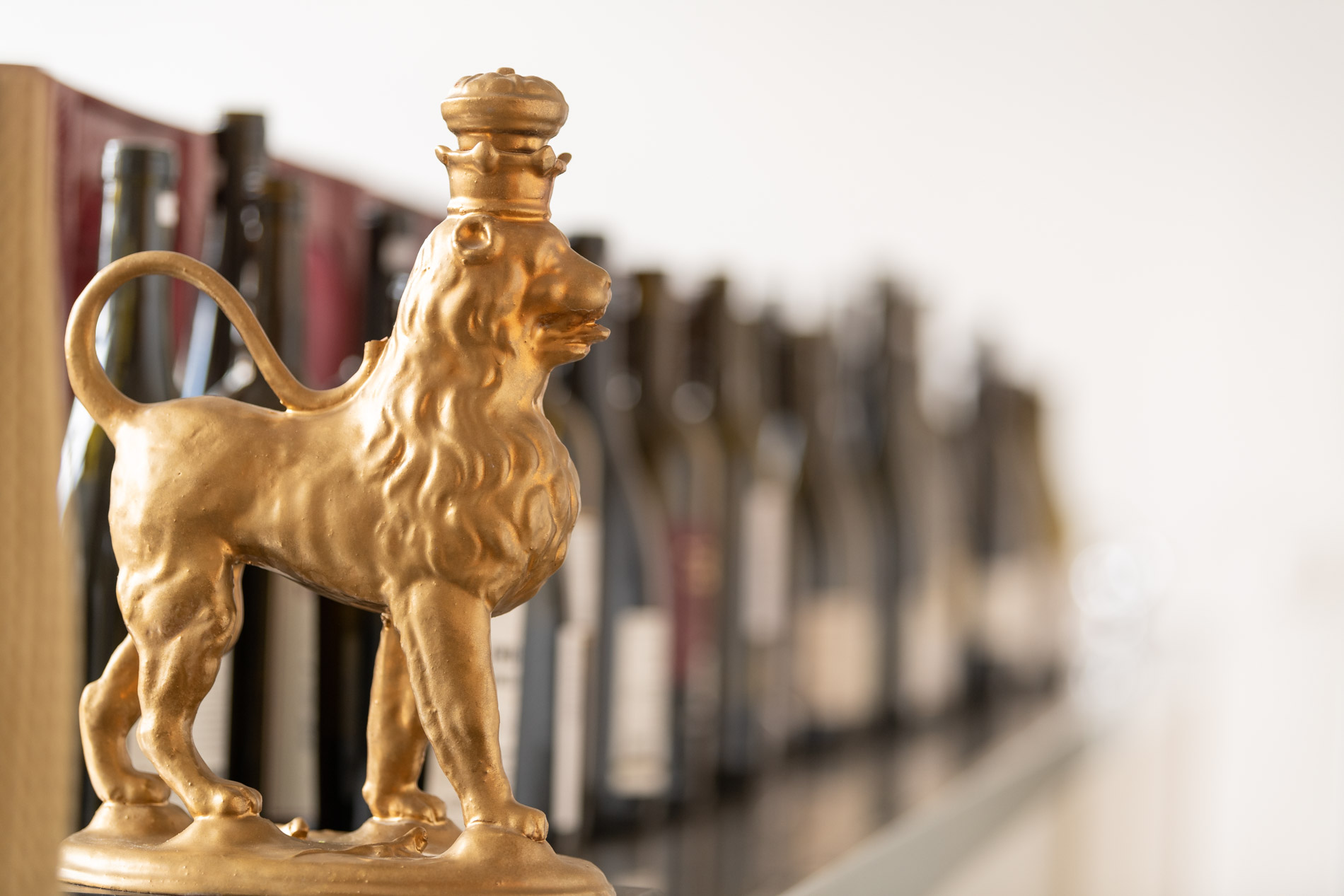 Vaihinger Löwe–der Siegerpokal für den internationalen Preis für Lemberger& Blaufränkisch (Bildquelle: Bettina Meister) Vaihinger Löwe–der Siegerpokal für den internationalen Preis für Lemberger& Blaufränkisch (Bildquelle: Bettina Meister)