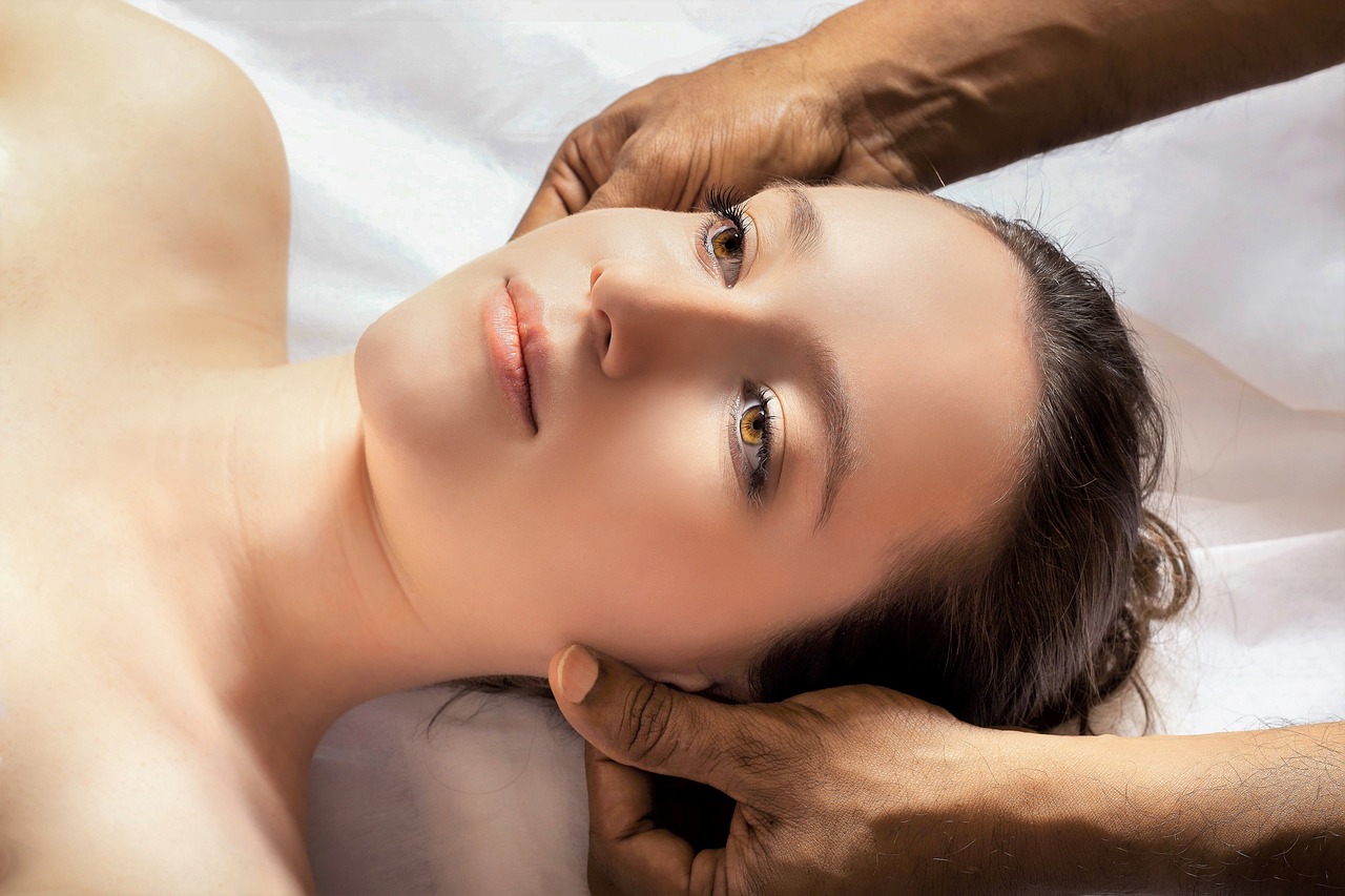 Ayurvedamassagen lernen (Die Bildrechte liegen bei dem Verfasser der Mitteilung.) Ayurvedamassagen lernen (Die Bildrechte liegen bei dem Verfasser der Mitteilung.)