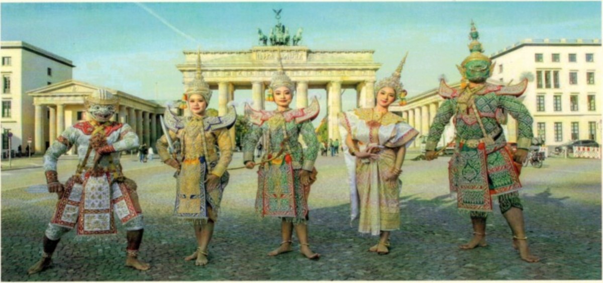 Neujahrsgrüße 2023 (© Eberhard J. Trempel)