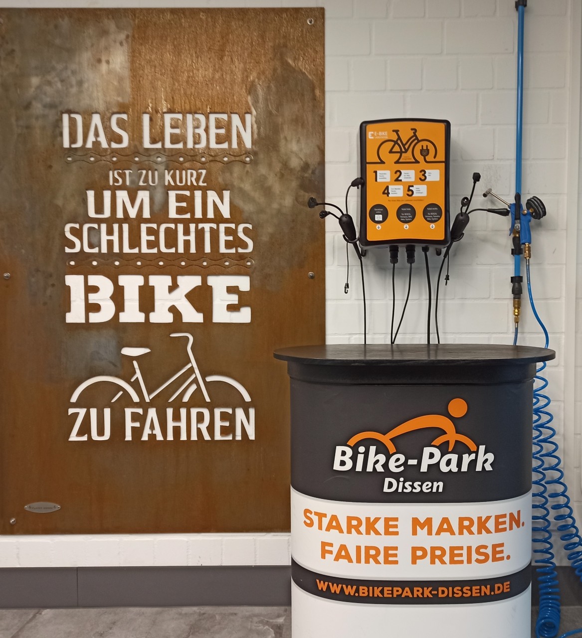 Die neue E-Bike Ladestation im BikePark Dissen (Die Bildrechte liegen bei dem Verfasser der Mitteilung.)
