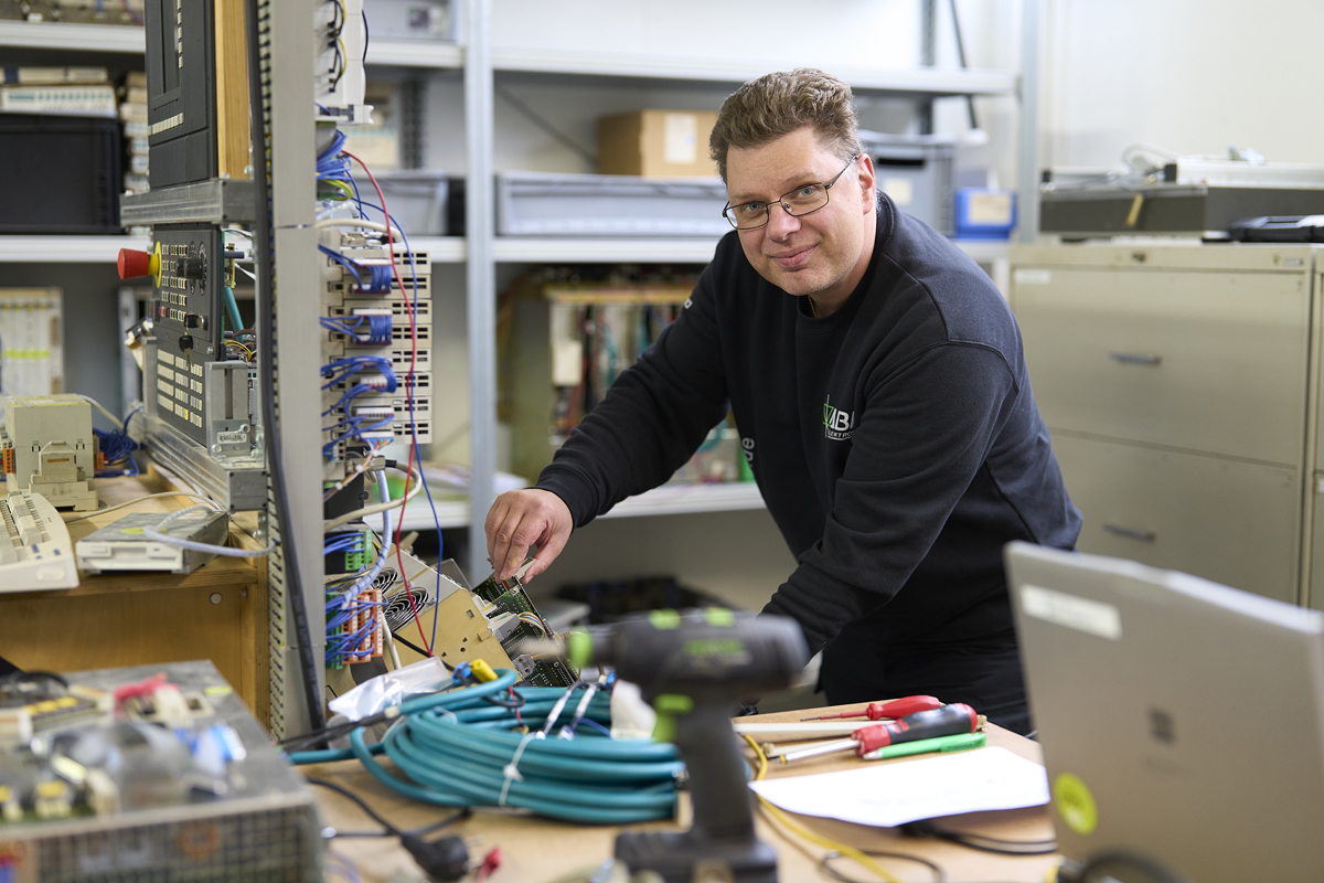 ABR Elektronik GmbH stellt den Bereich Technik neu auf (Die Bildrechte liegen bei dem Verfasser der Mitteilung.)