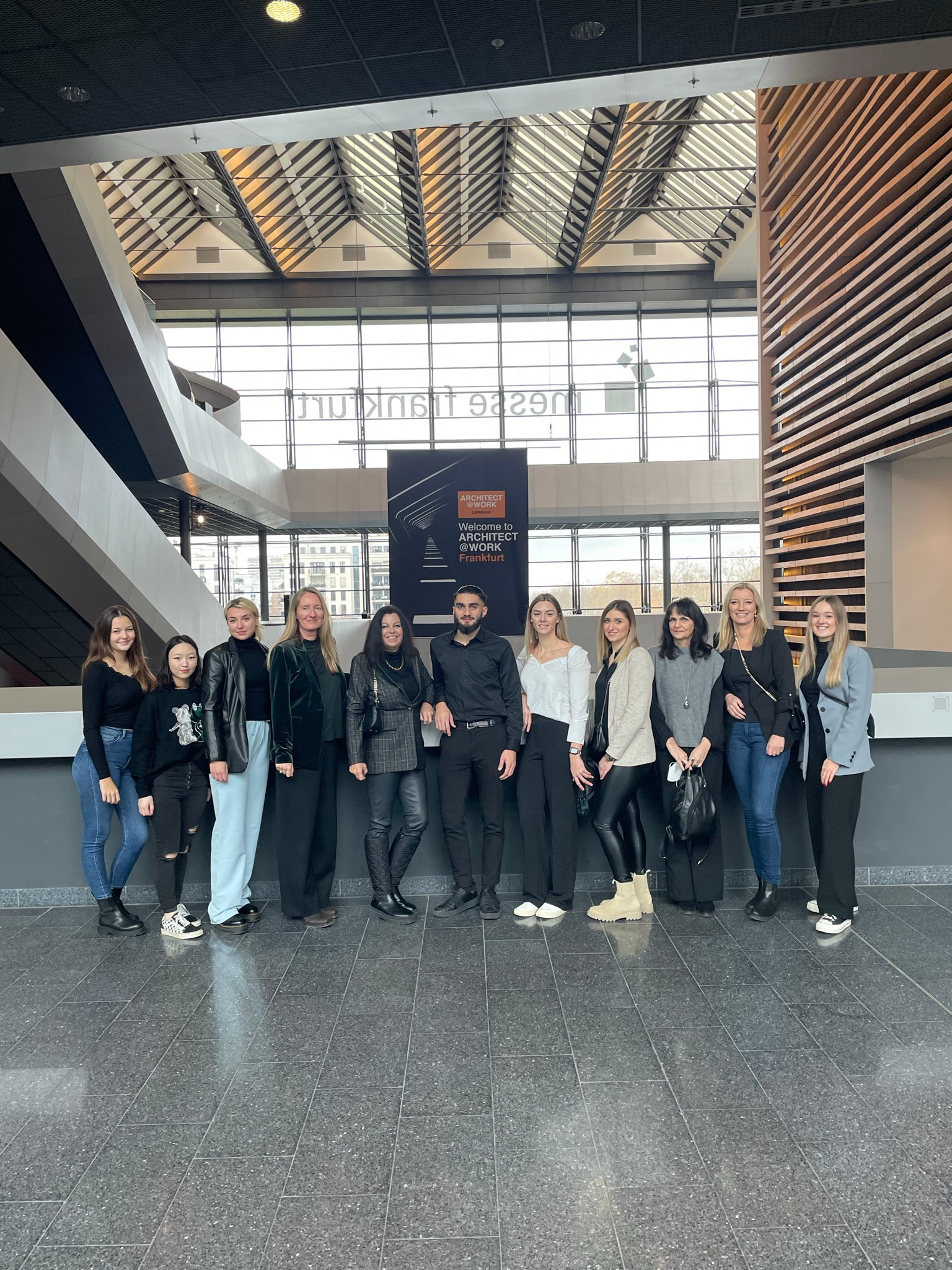 Das Team von raum in form - Innenarchitektur & Architektur auf der „ARCHITECT@WORK“ 2022.