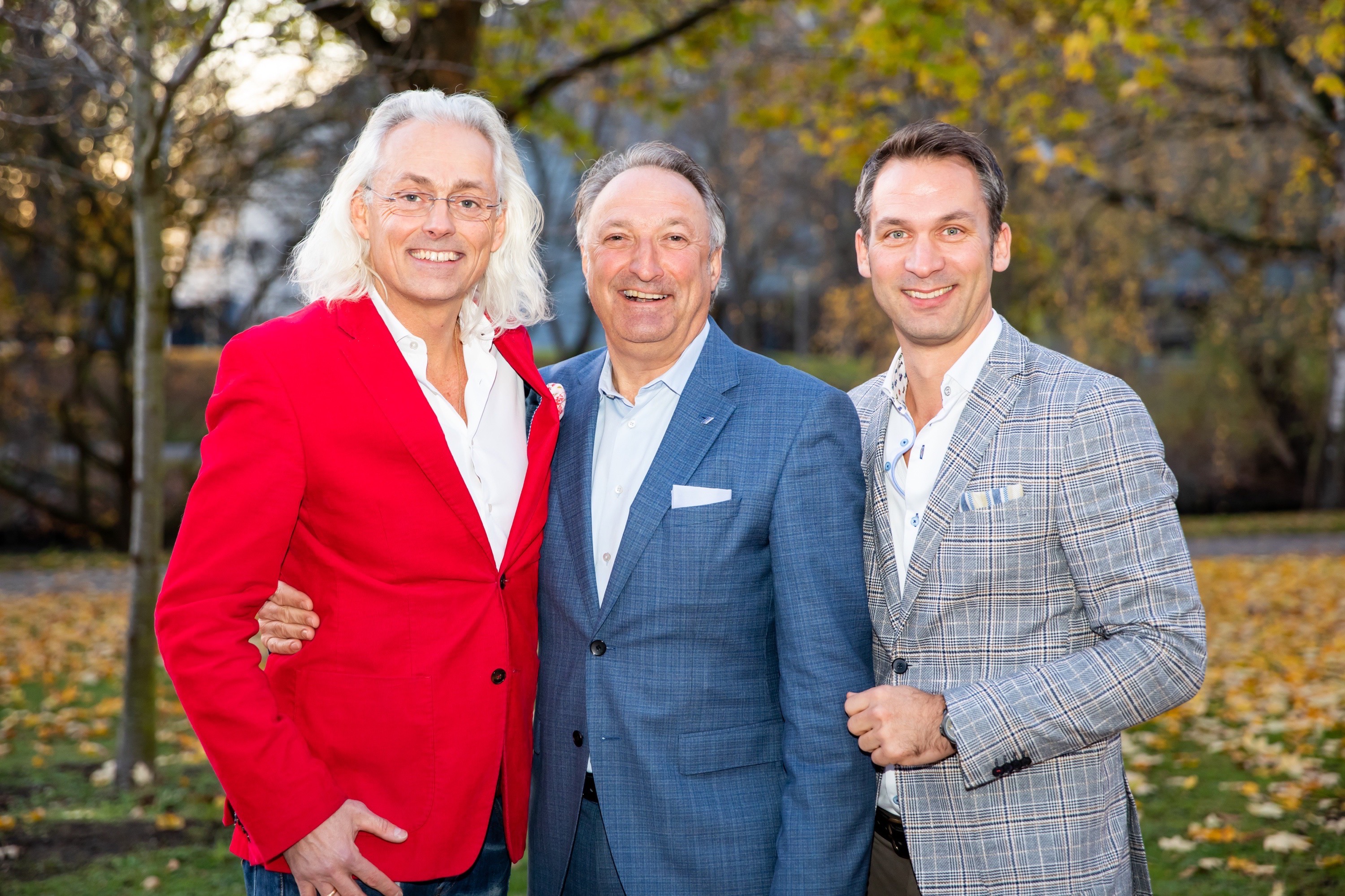 Bernhard Patter/diavendo, Jürgen Gangl/1. Vorsitzender der Hoteldirektorenvereinigung Deutschland e.V. & Steffen Schock/diavendo.