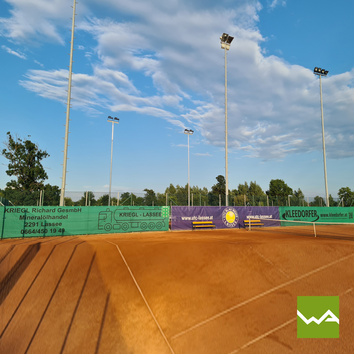Tennisblende AKTION und DIGITAL