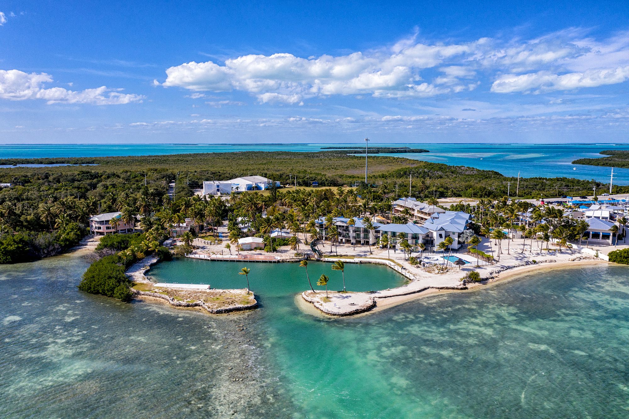 Ferien auf den Florida Keys: Das Chesapeake Beach Resort auf Islamorada erfüllt Urlaubsträume. (Die Bildrechte liegen bei dem Verfasser der Mitteilung.) Ferien auf den Florida Keys: Das Chesapeake Beach Resort auf Islamorada erfüllt Urlaubsträume. (Die Bildrechte liegen bei dem Verfasser der Mitteilung.)