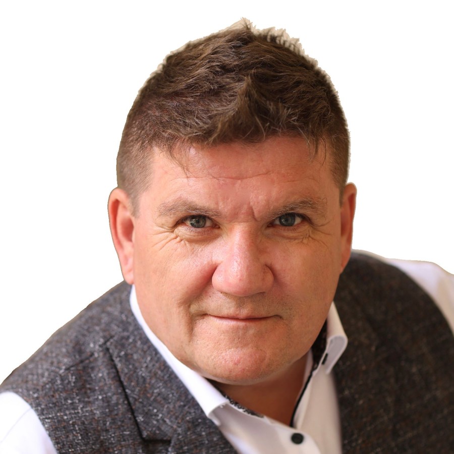 Michael Mühlmann, Dipl. Sachverständiger (DIA) und MetaVerse-Begeisteter  (© Michael Mühlmann )