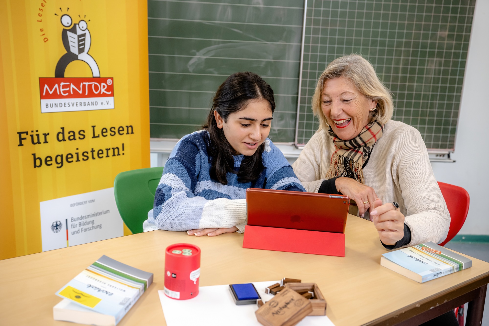 Lesestunde mit Table, Foto: Andreas Endermann Lesestunde mit Table, Foto: Andreas Endermann
