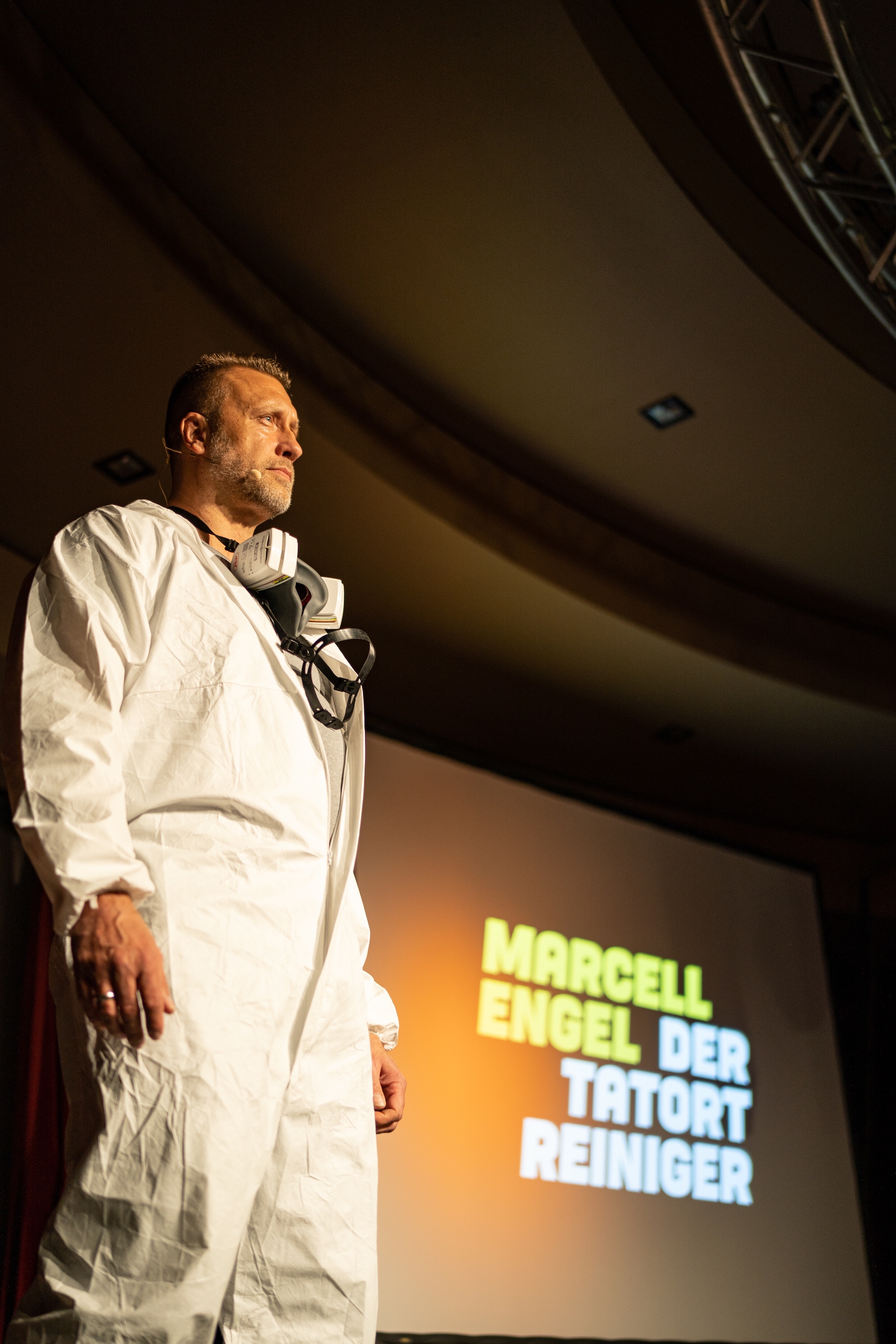 Tatortreiniger Marcell Engel sorgt mit einzigartigen Auftritten für Begeisterung. Foto: Robin Heirich Tatortreiniger Marcell Engel sorgt mit einzigartigen Auftritten für Begeisterung. Foto: Robin Heirich