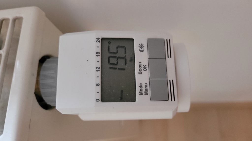 Energie sparen z.B. mit digitalem Heizkörper Thermostat (Die Bildrechte liegen bei dem Verfasser der Mitteilung.)