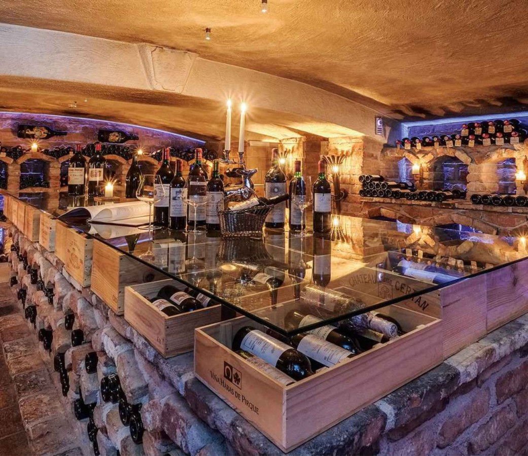 Weinkeller (© SPA-Hotel Jagdhof) Weinkeller (© SPA-Hotel Jagdhof)