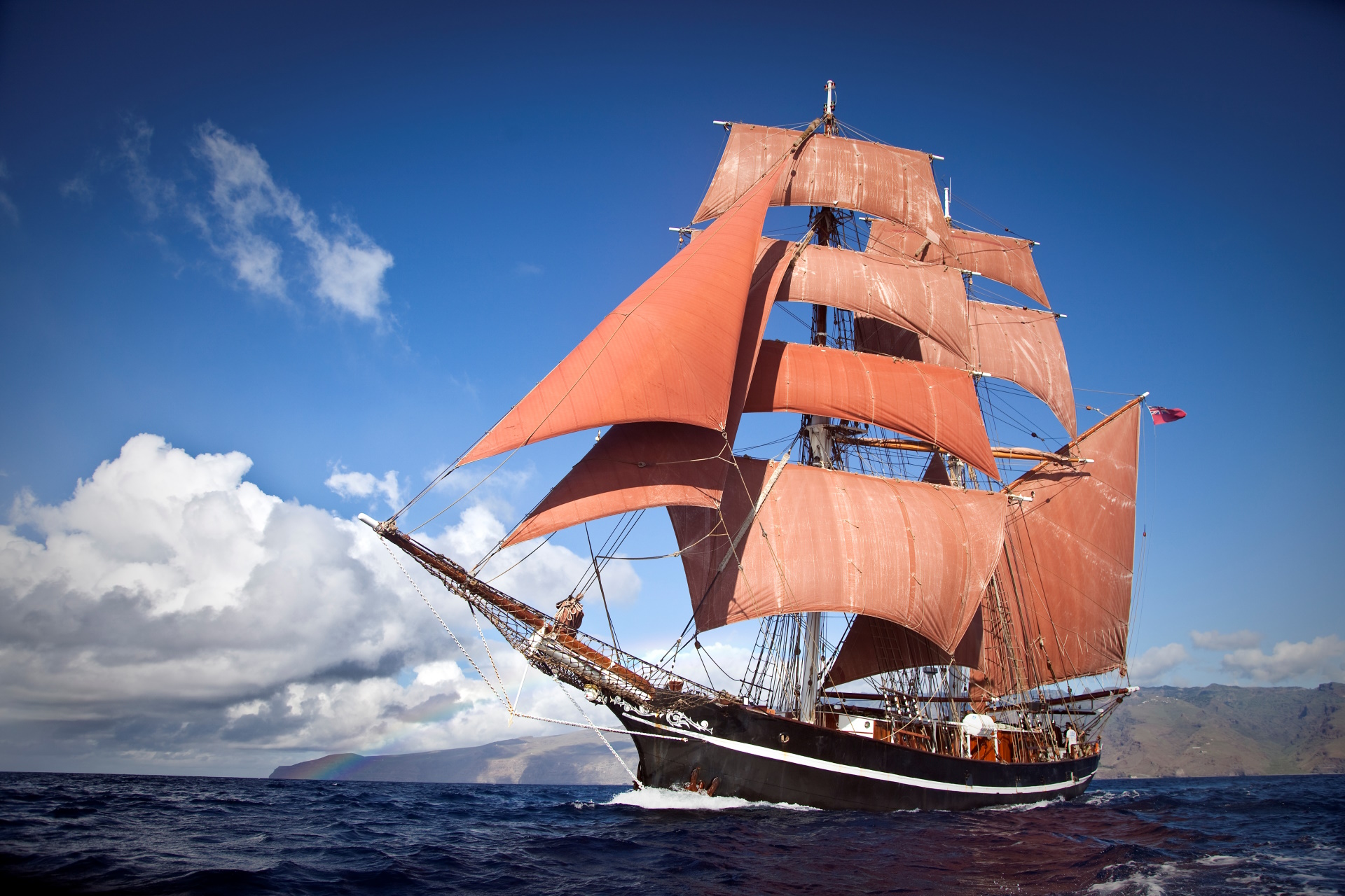 Das Segelschiff Eye of the Wind ist Schauplatz der ProSieben-Show„Mission: Job Unknown“. (Bildquelle: H. P. Bleck / FTS) Das Segelschiff Eye of the Wind ist Schauplatz der ProSieben-Show„Mission: Job Unknown“. (Bildquelle: H. P. Bleck / FTS)