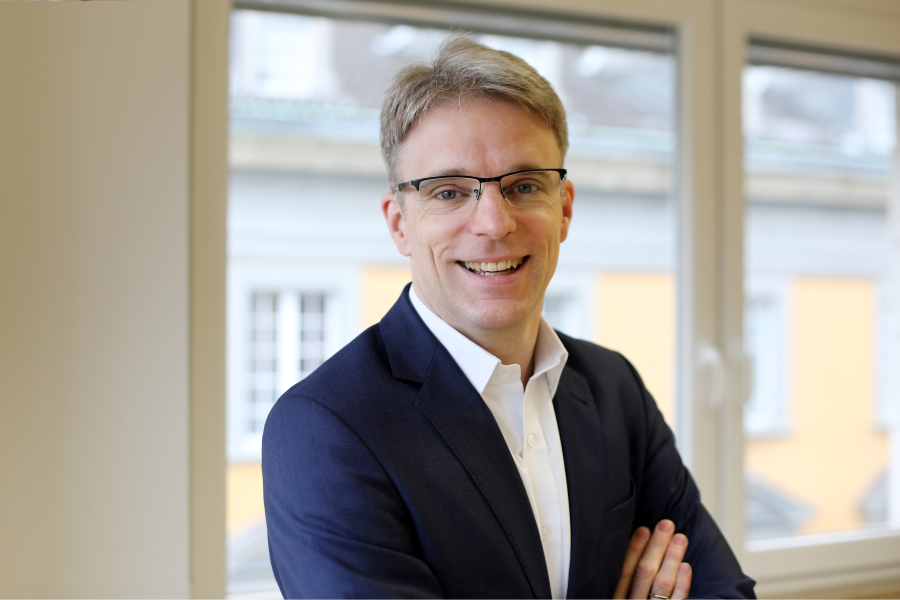 Bildunterschrift: Martin Schulze, CEO bei BusinessCode (Die Bildrechte liegen bei dem Verfasser der Mitteilung.)