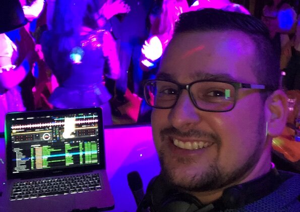DJ Zalmii bietet für jeden das passende Angebot an. (Die Bildrechte liegen bei dem Verfasser der Mitteilung.) DJ Zalmii bietet für jeden das passende Angebot an. (Die Bildrechte liegen bei dem Verfasser der Mitteilung.)