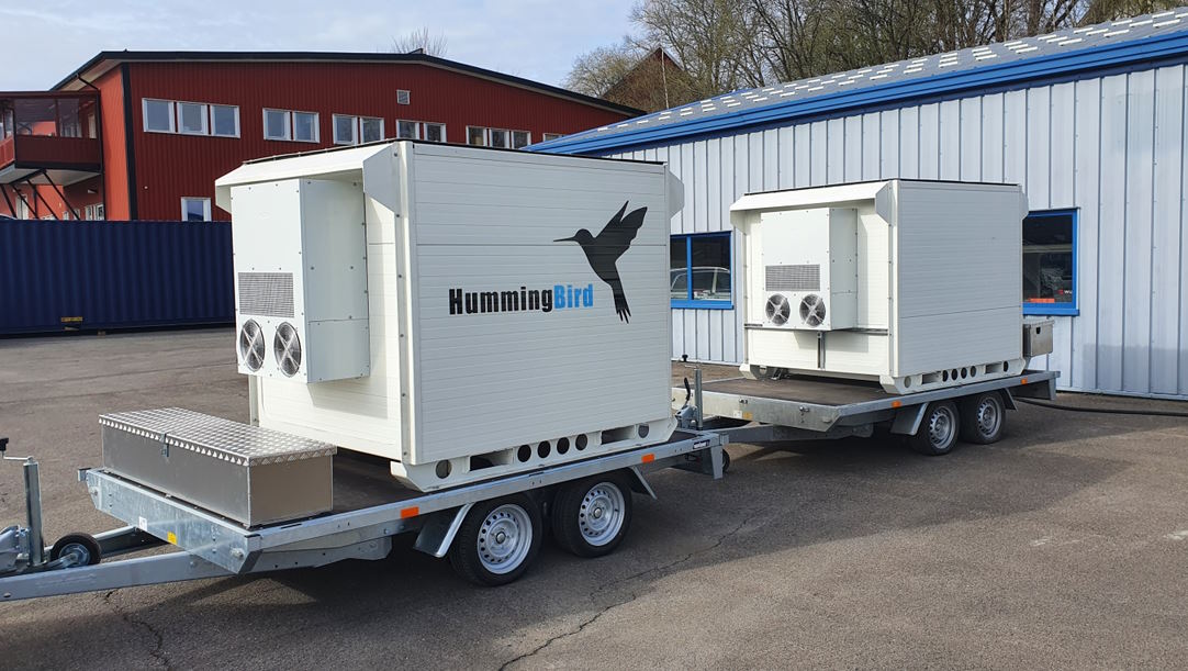 Die HummingBird Station mit IMMERSIOâ„¢XM25 von XING Mobility (Die Bildrechte liegen bei dem Verfasser der Mitteilung.) Die HummingBird Station mit IMMERSIOâ„¢XM25 von XING Mobility (Die Bildrechte liegen bei dem Verfasser der Mitteilung.)