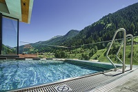 Der traumhafte Pool im Sommer (SeeMount)