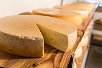 Echte Pinzgauer Käsespezialität (c) RB Dittrich (Castello Königsleiten)