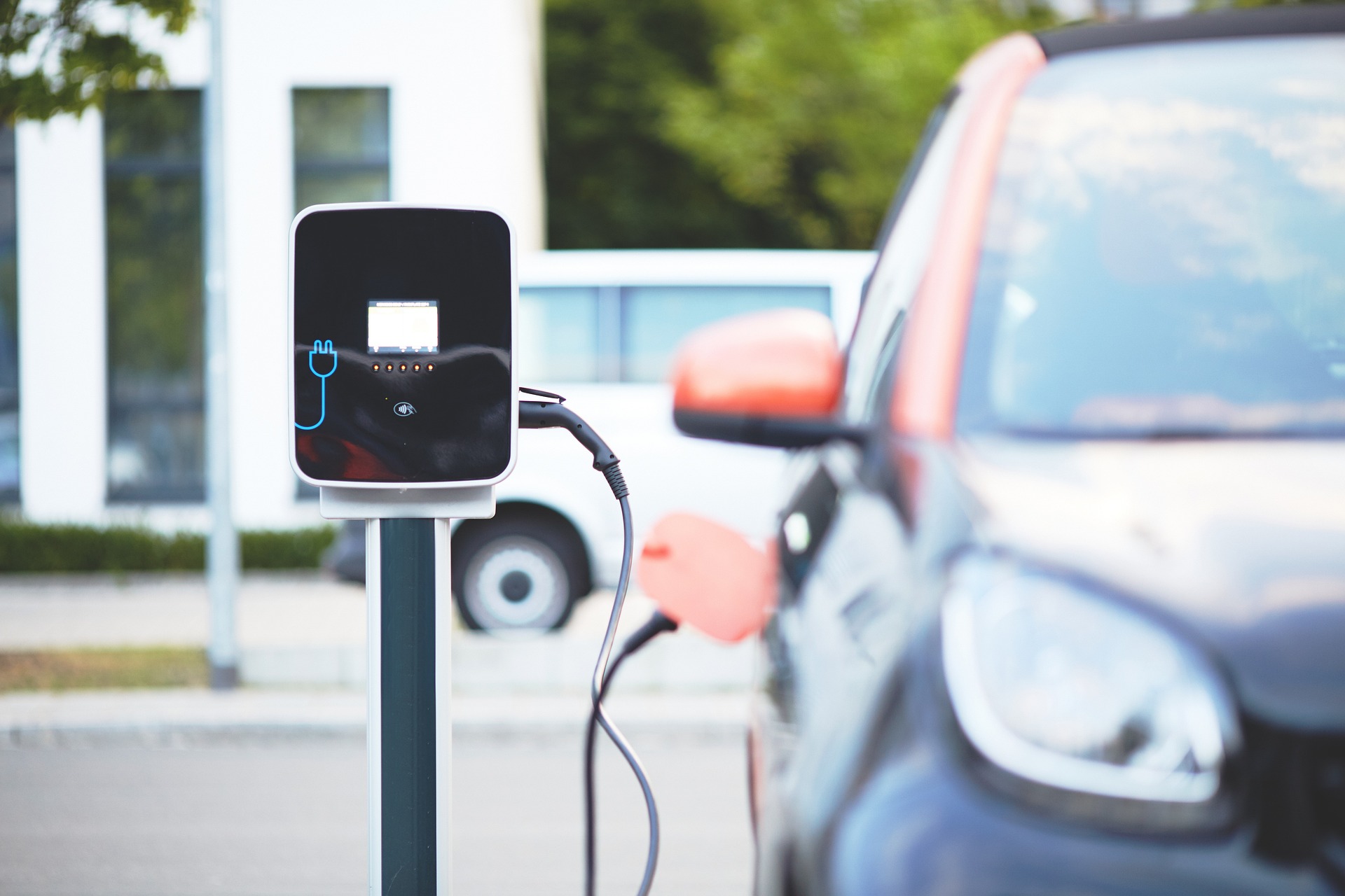 Die Sparkassen DirektVersicherung bietet einen speziellen Tarif für Elektroautos. (Die Bildrechte liegen bei dem Verfasser der Mitteilung.) Die Sparkassen DirektVersicherung bietet einen speziellen Tarif für Elektroautos. (Die Bildrechte liegen bei dem Verfasser der Mitteilung.)