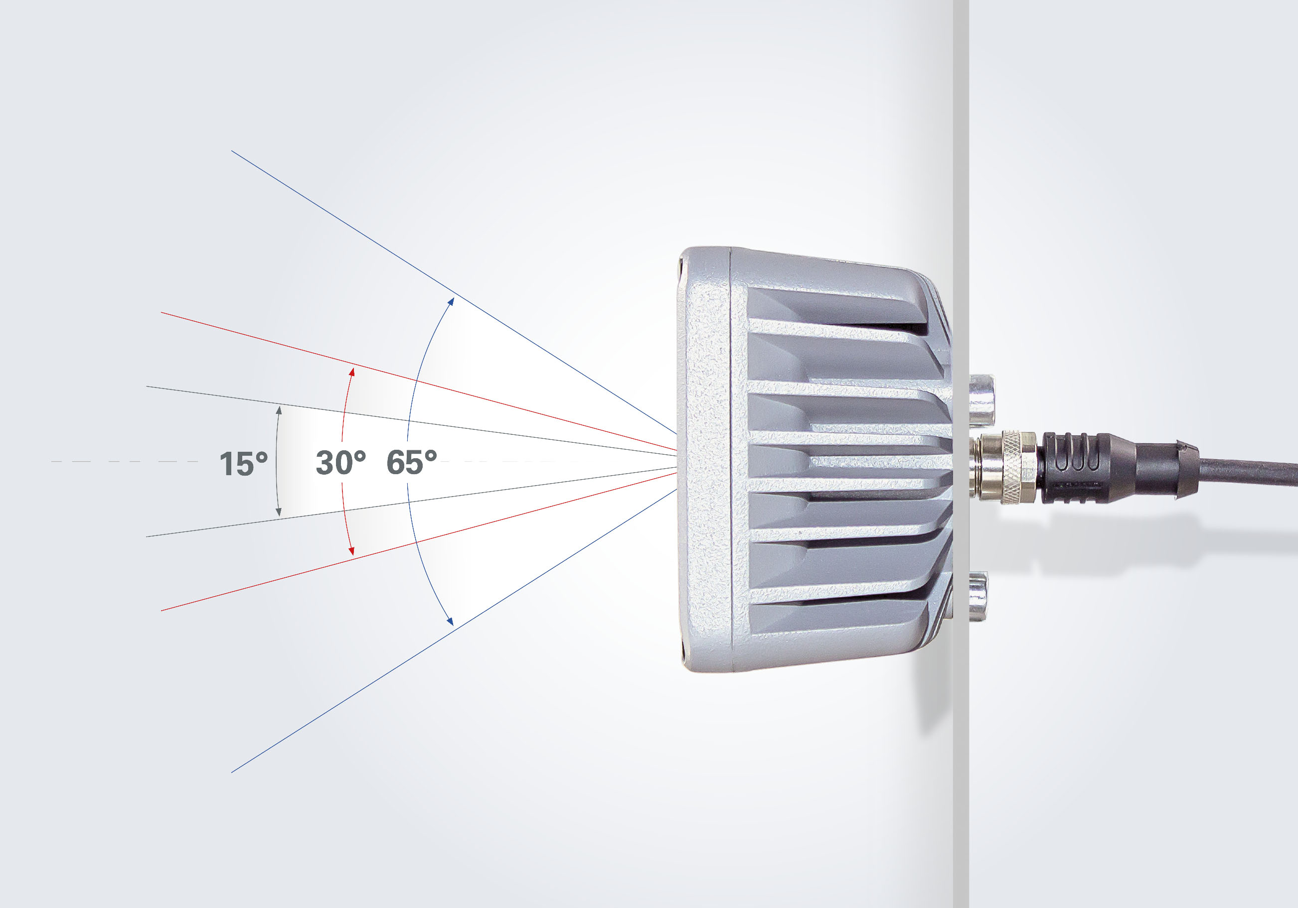 Das Licht der LED-Aufbauleuchte CENALED SPOT in einer Optik von 15°, 30°oder 65°gebündelt. (Bildquelle: @LED2WORK GmbH) Das Licht der LED-Aufbauleuchte CENALED SPOT in einer Optik von 15°, 30°oder 65°gebündelt. (Bildquelle: @LED2WORK GmbH)