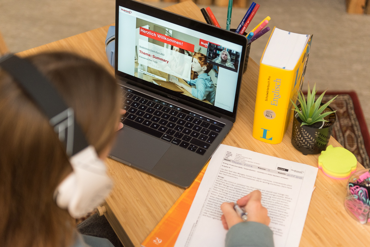 Die Online-Crashkurse des Studienkreises helfen Kindern, gezielt Lernlücken zu schließen. (Die Bildrechte liegen bei dem Verfasser der Mitteilung.)
