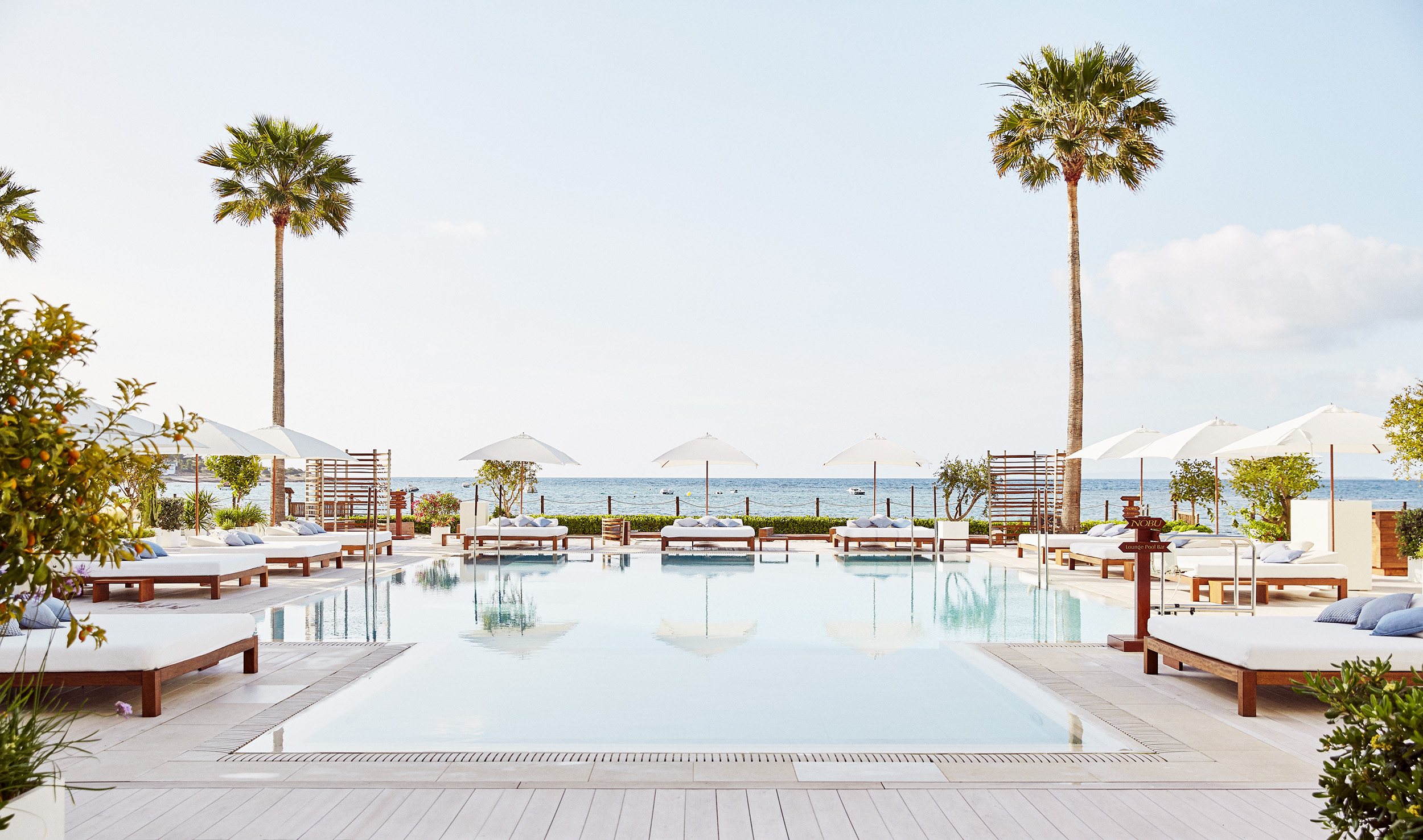 Das NOBU Hotel Ibiza Bay ist die absolute„Go-to-Destination 2023“! (Bildquelle: NOBU Hotel Ibiza Bay)