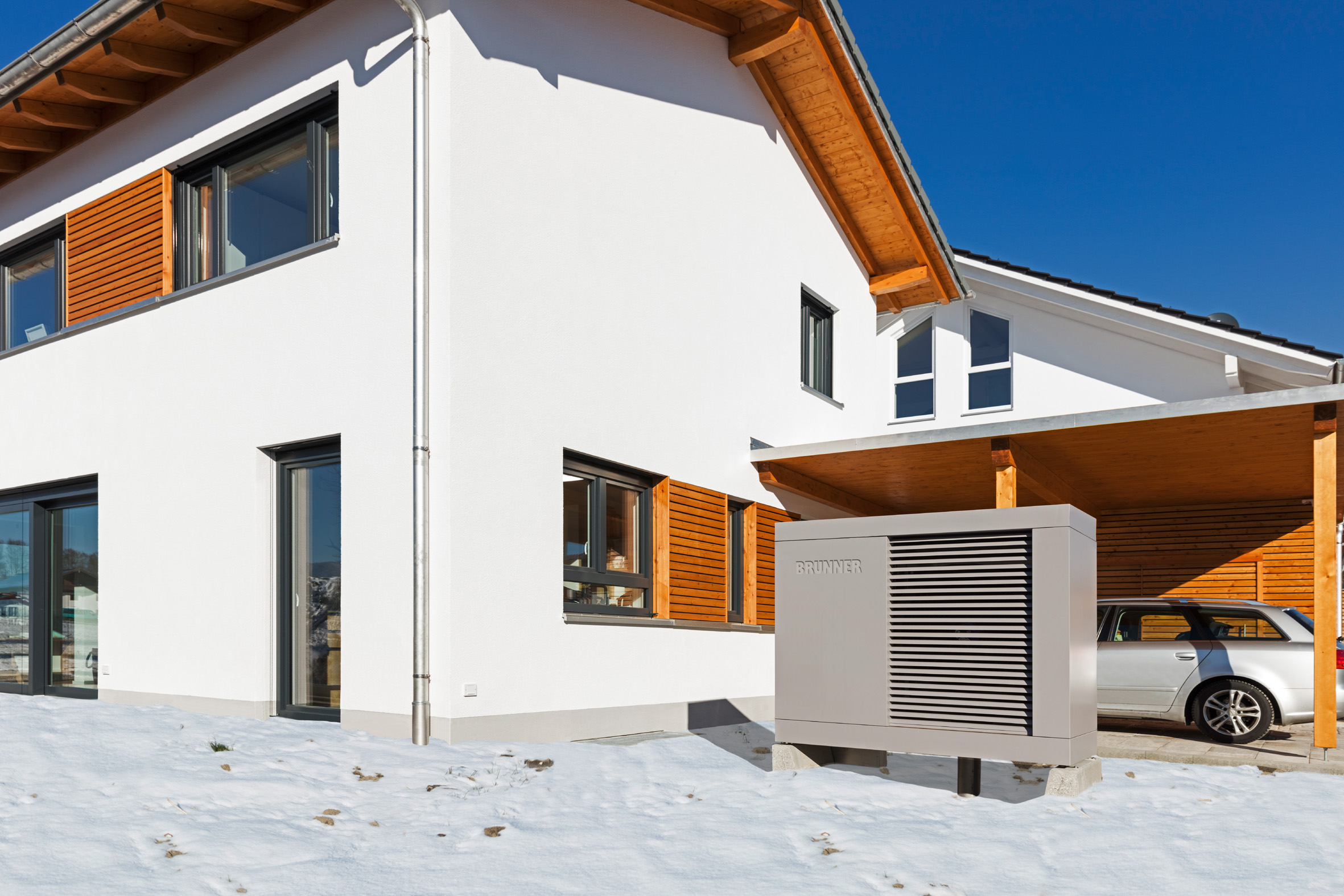 Sonne, Holz und Wärmepumpe kombinieren (Die Bildrechte liegen bei dem Verfasser der Mitteilung.) Sonne, Holz und Wärmepumpe kombinieren (Die Bildrechte liegen bei dem Verfasser der Mitteilung.)