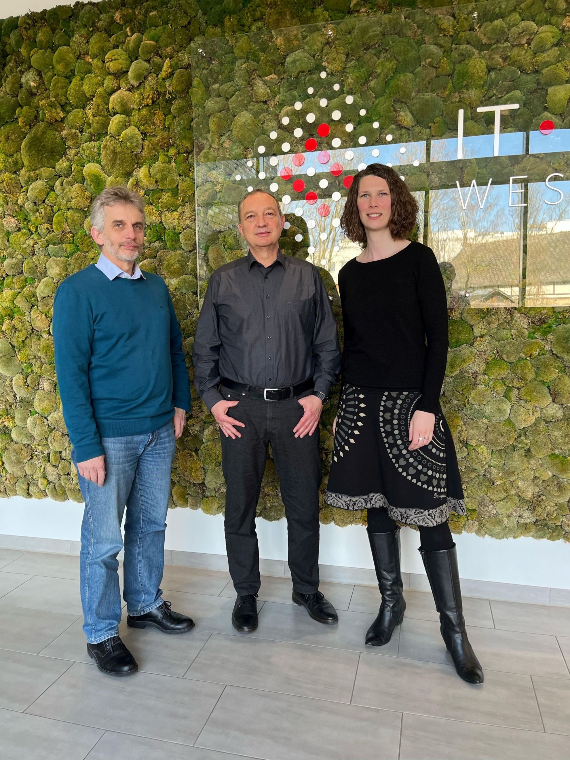 v.l.: Sven-Ove Wähling (GF GROUPLINK), Wolfgang Brugger (GF DocHouse), Wiebke Ludwik (GROUPLINK) (Die Bildrechte liegen bei dem Verfasser der Mitteilung.)