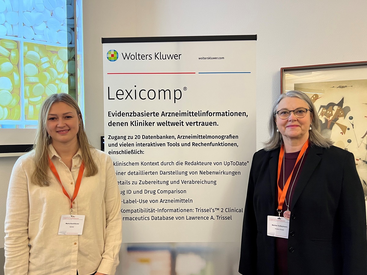 v.l.n.r. - Marie Kockläuner, Apothekerin der Apotheke der Universitätsmedizin Mainz, und Marlies Gosejohann, Wolters Kluwer v.l.n.r. - Marie Kockläuner, Apothekerin der Apotheke der Universitätsmedizin Mainz, und Marlies Gosejohann, Wolters Kluwer