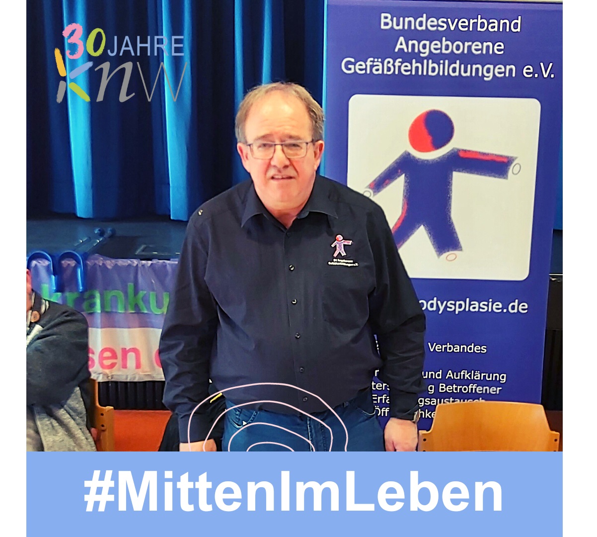 Alexander Exner bei der Standbetreuung seines Vereins Bundesverband Angeborene Gefäßfehlbildungen e.V. Alexander Exner bei der Standbetreuung seines Vereins Bundesverband Angeborene Gefäßfehlbildungen e.V.
